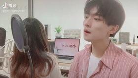 轩zone吃哈密瓜视频,轩zone畅享哈密瓜美味时光